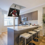 Конзола за телевизор на тавана