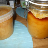 Защо медът се разслоява на течен и гъст?...