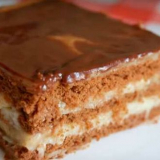 Прости сладкиши без печене у дома. Вкусна и много сочна торта за 15 минути