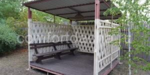 Беседка икономична опция за даване на собствените си ръце: инструкции стъпка по стъпка