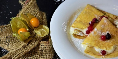 Палачинки с извара: най-вкусните прости рецепти