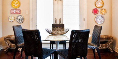 Декоративни чинии на стената: 120+ ярки и запомнящи се идеи за снимки за уютен интериор