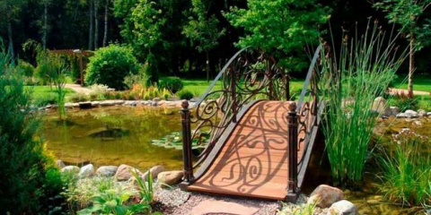 Мостове за летни вили: модерни приложения и правила за проектиране на стилен мост (140 снимки)