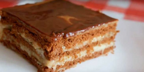 Прости сладкиши без печене у дома. Вкусна и много сочна торта за 15 минути