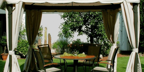 Палатка за лятна резиденция: видове, съвети за избор, опции за поставяне и монтаж (105 снимки + видео)