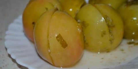 Грузински зелени домати за зимата стъпка по стъпка